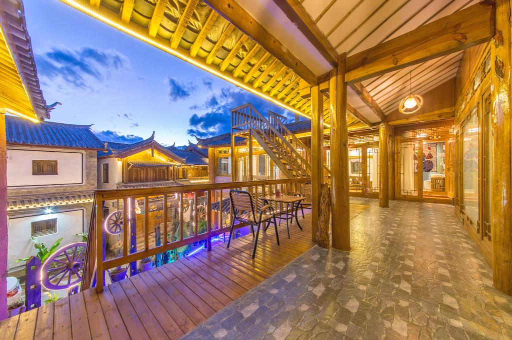 Nine'S Holiday Stay Lijiang (Yunnan) Exterior photo